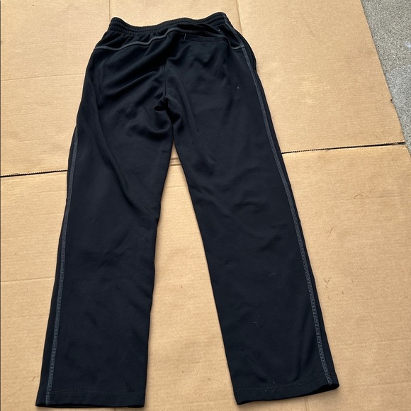 Kids Jordan Black Pants Large Jogger pants Used - Picture 7 of 8